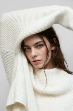 Closed Alpaca mix jumper Ivory Outlet