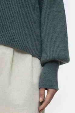 Closed Alpaca mix jumper Pini green Clearance