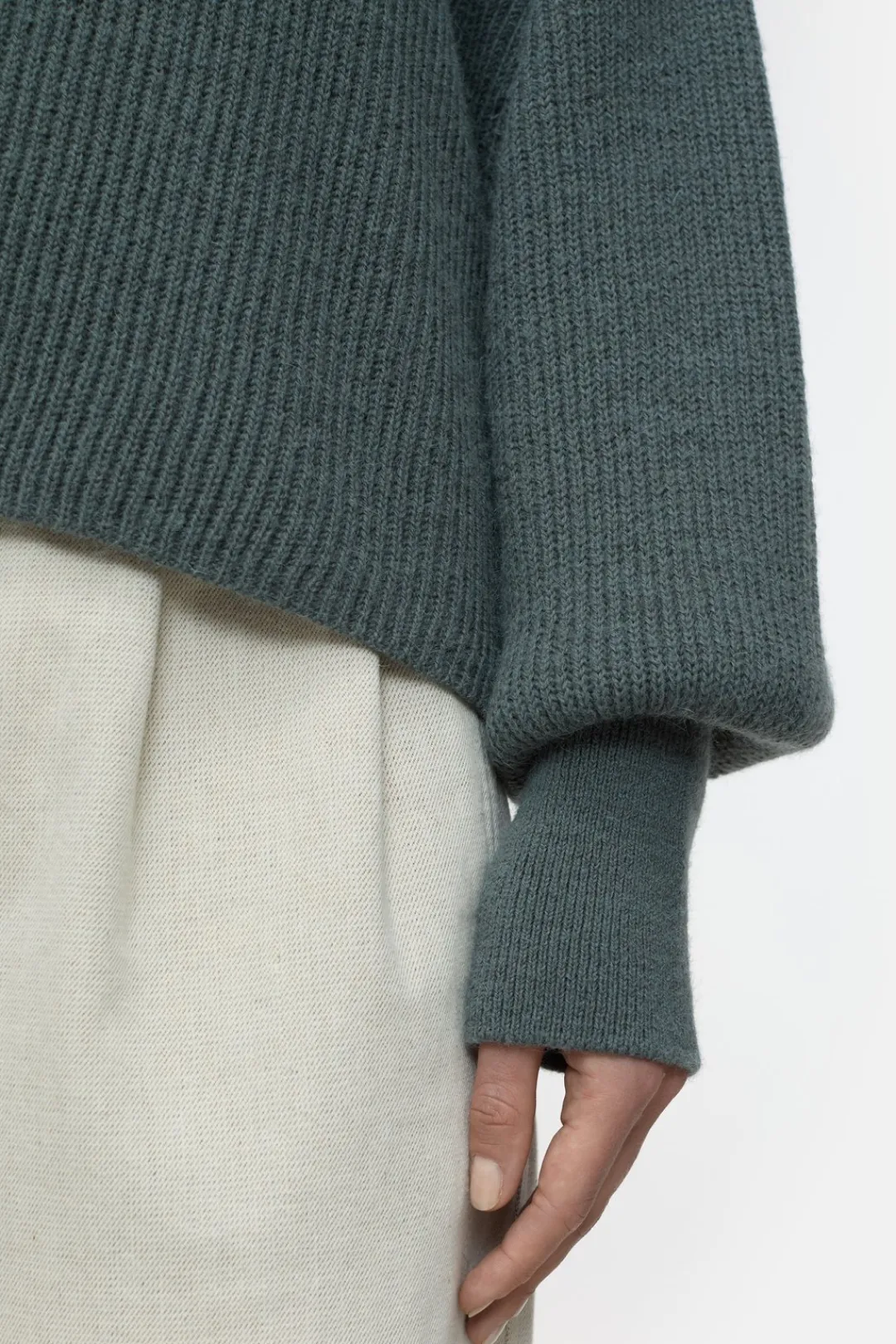 Closed Alpaca mix jumper Pini green Clearance