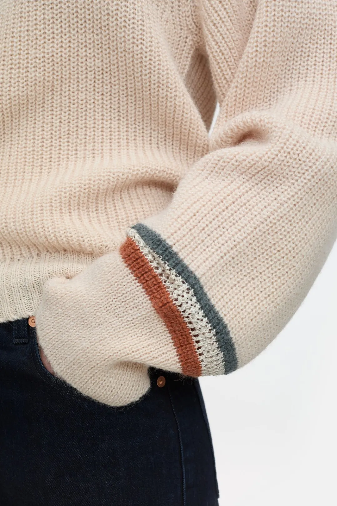 Closed Alpaca mix jumper Albicocca Hot