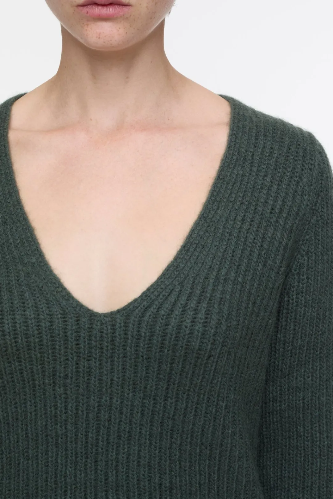 Closed Alpaca mix jumper Pini green Outlet