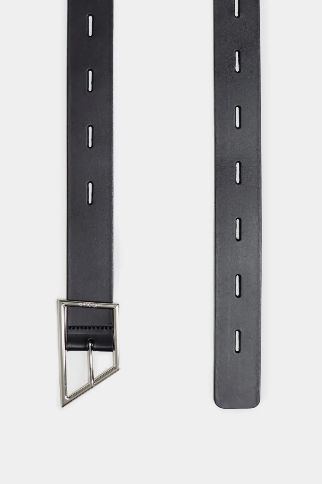 Closed Belt with cut-outs Black Hot