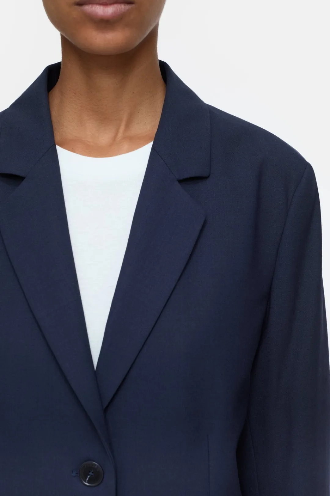 Closed Blazer - Style Name Lola Dark night