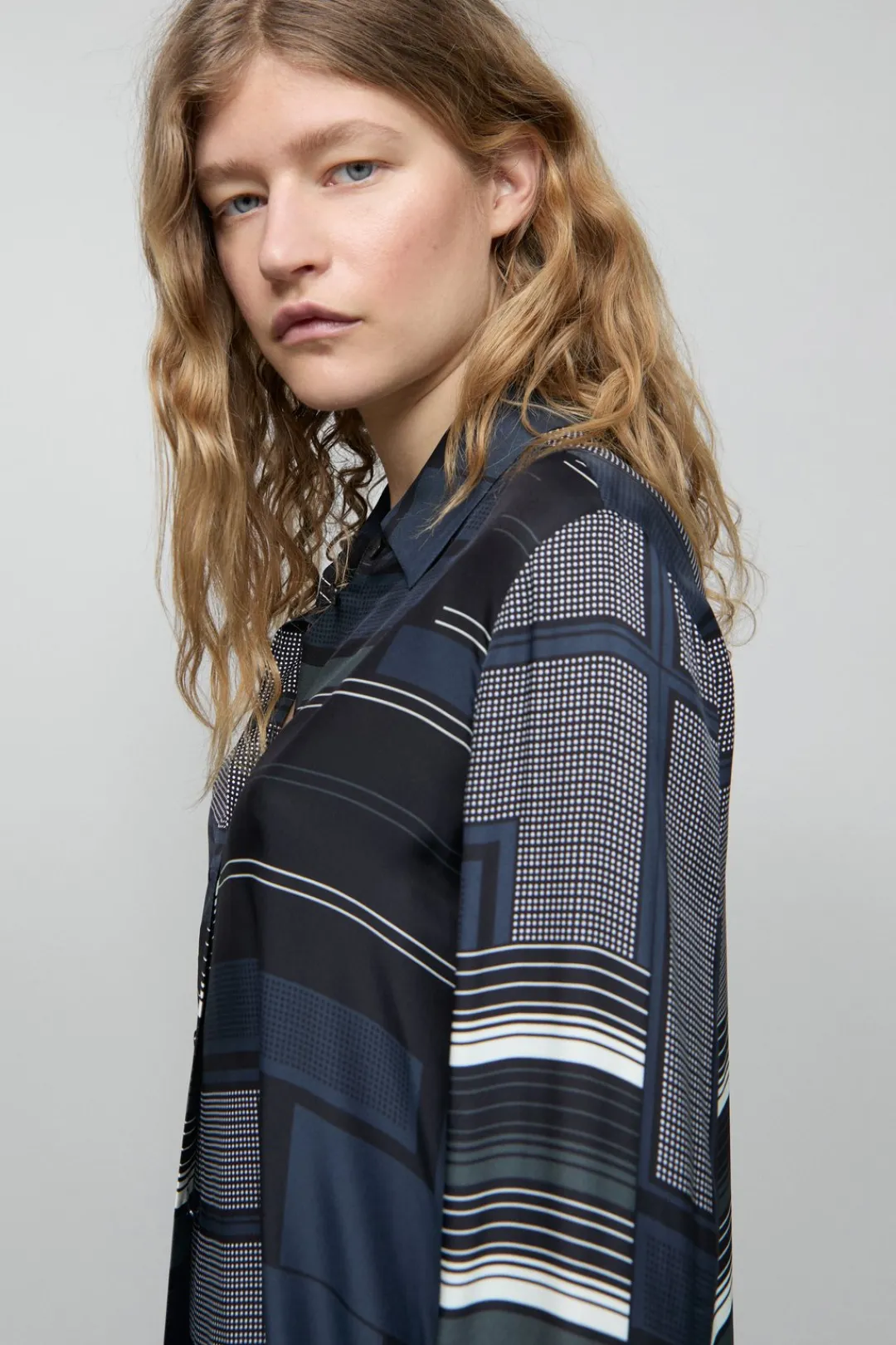 Closed Blouse with print Smokey blue