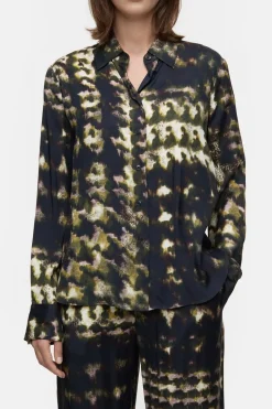 Closed Blouse with print Ver green