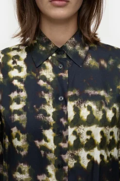 Closed Blouse with print Ver green