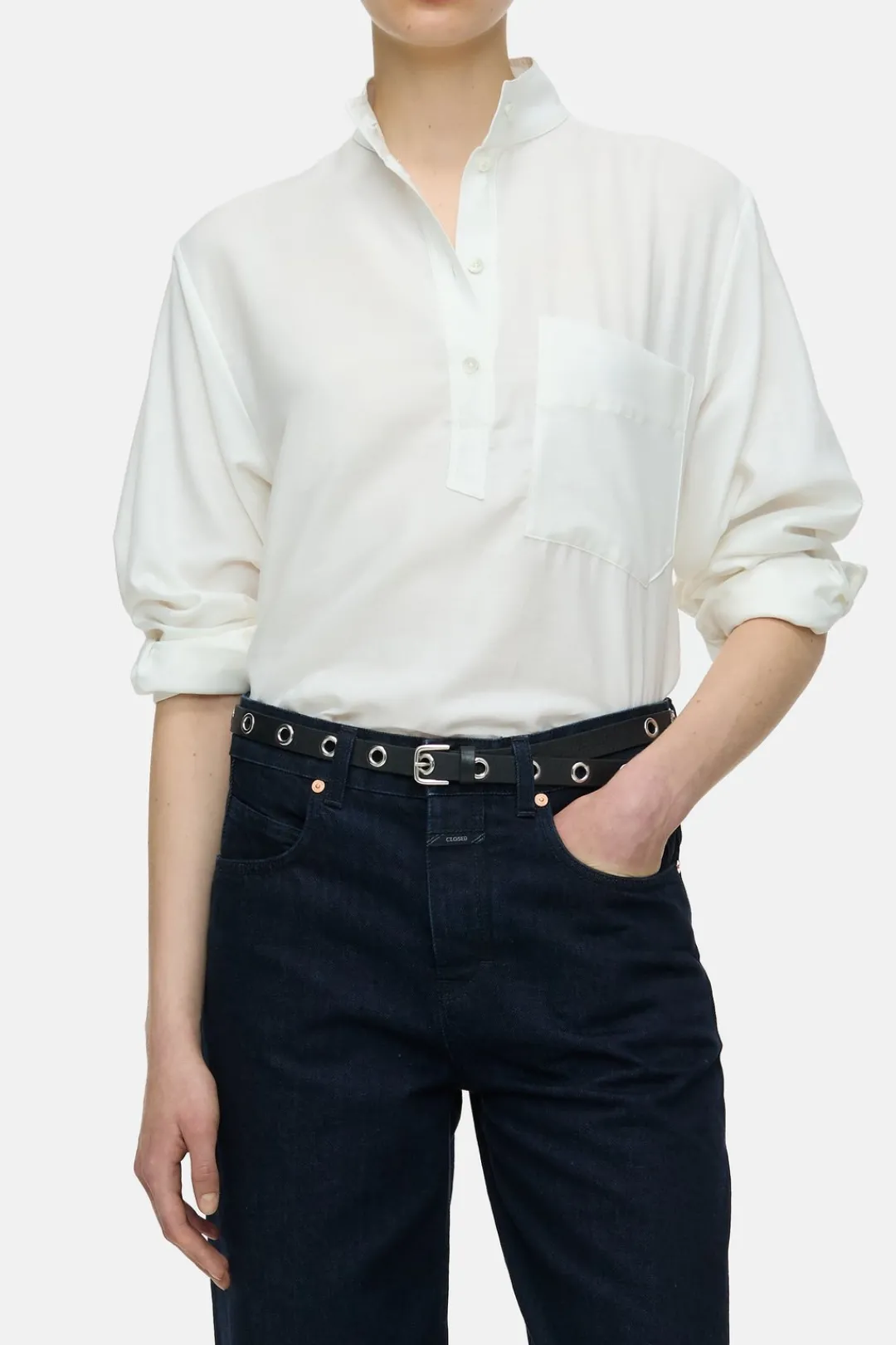 Closed Blouse with stand-up collar Ivory