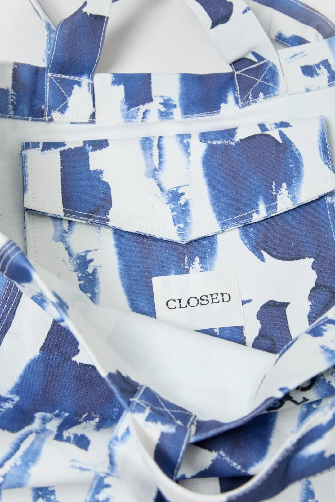 Closed Canvas tote bag Lake blue New