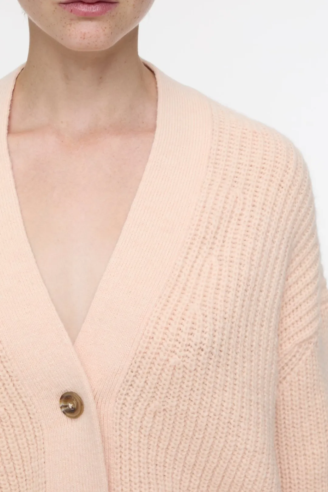 Closed Cardigan made from alpaca mix Albicocca Discount