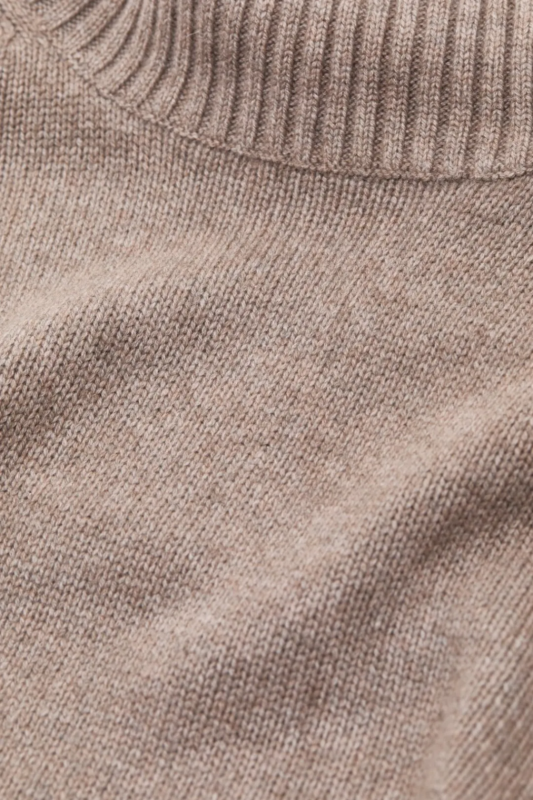Closed Cashmere turtleneck jumper Cashew cream Best