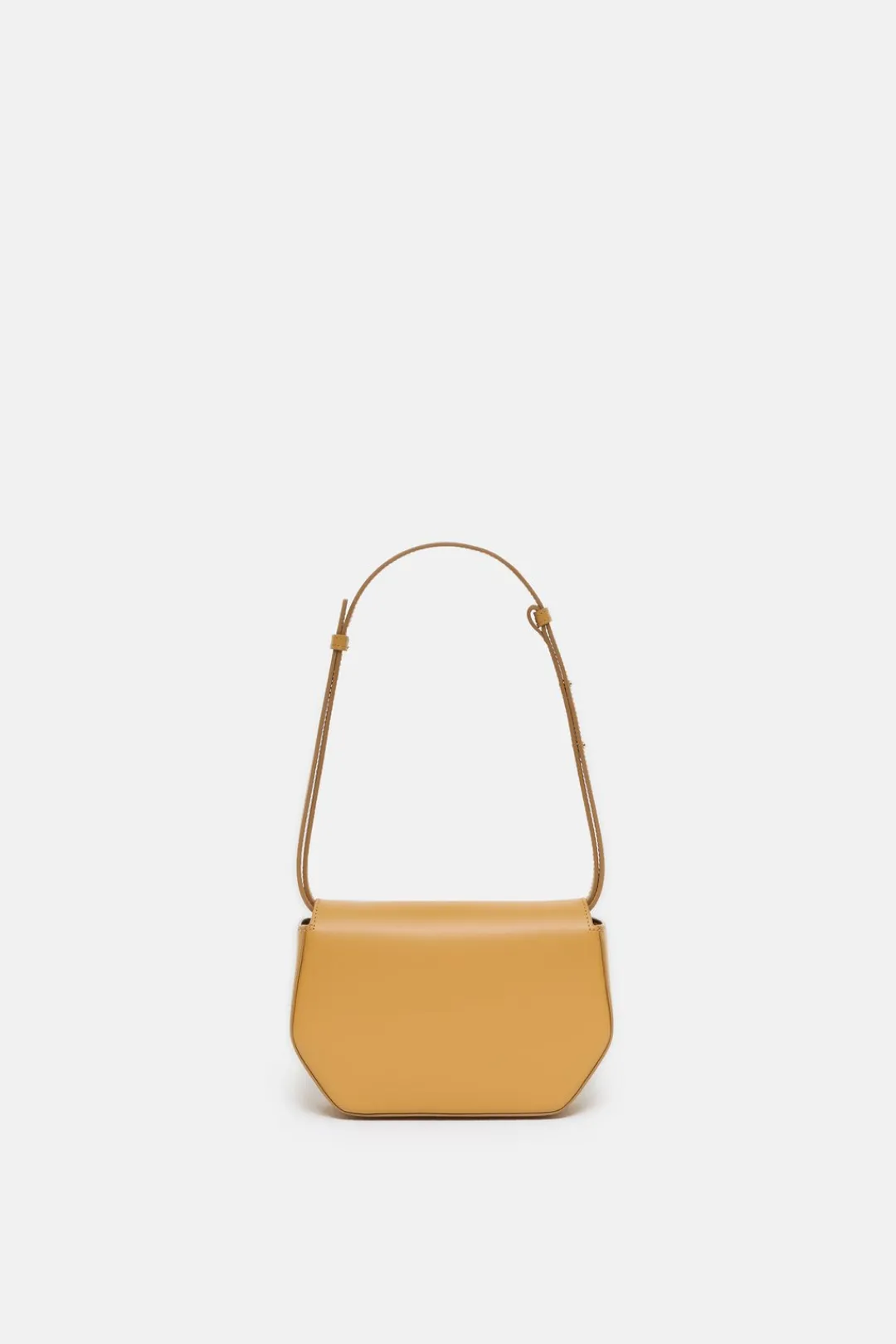 Closed Bag One small Irish orange New