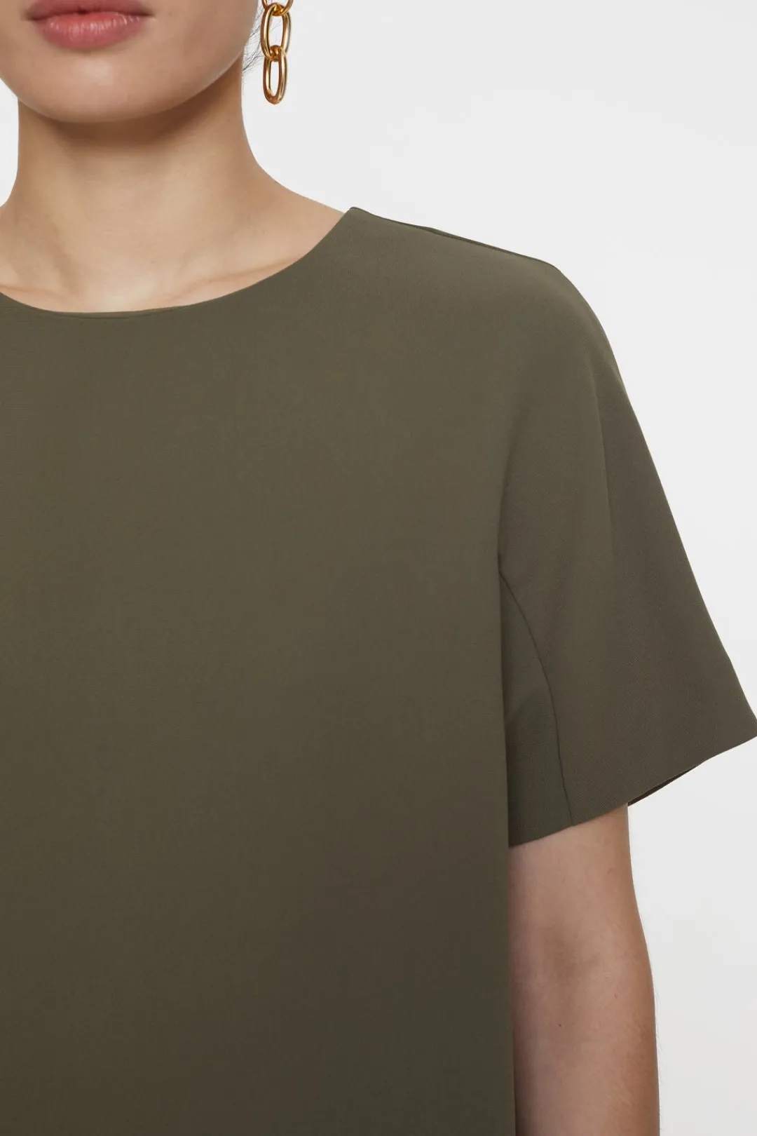 Closed Crêpe Dress Army green