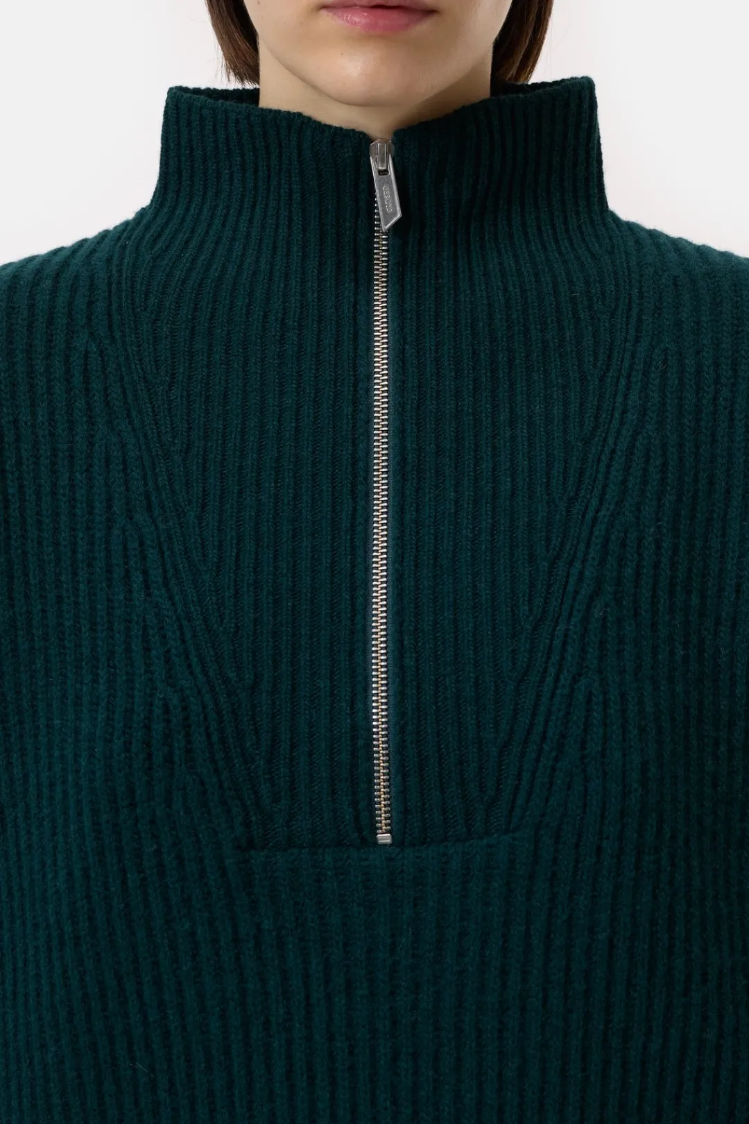 Closed Half-zip jumper made from wool Pine New