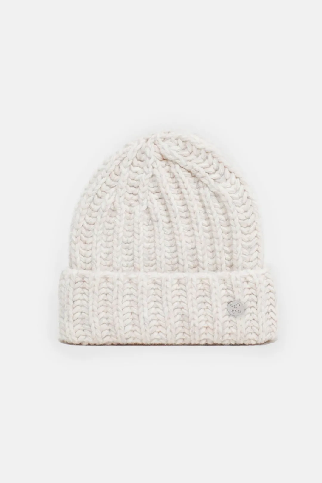 Closed Hand-knitted hat English rose Discount