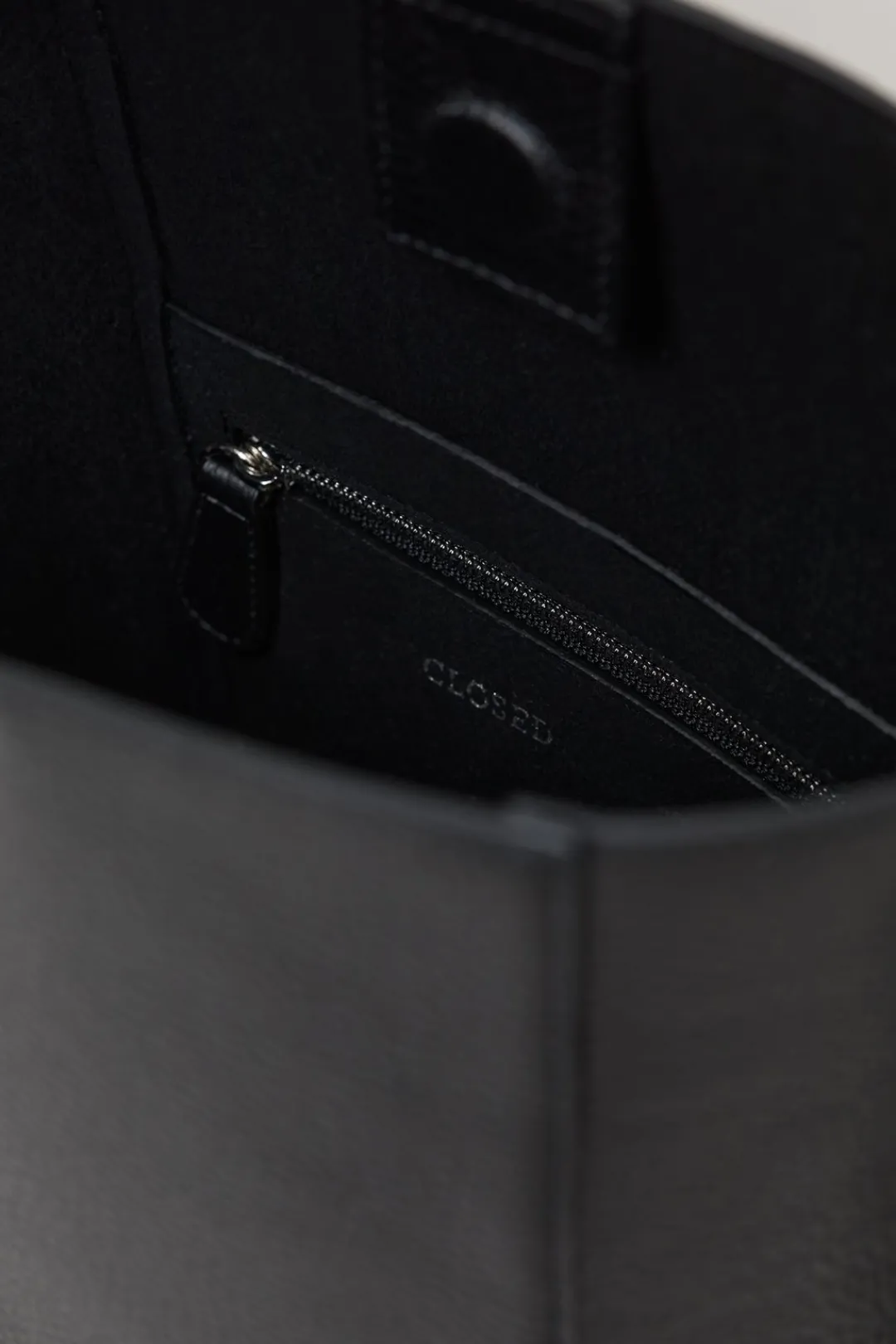 Closed Leather shopper large Black New