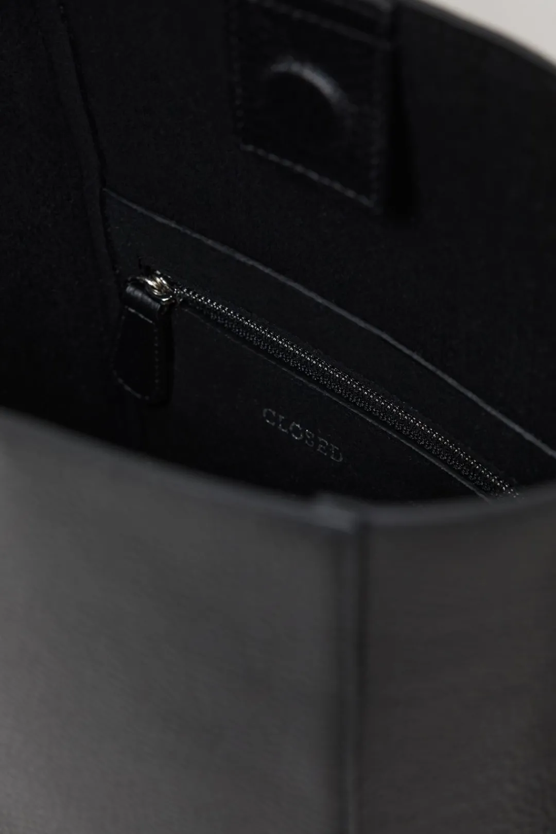 Closed Leather shopper medium Black Outlet