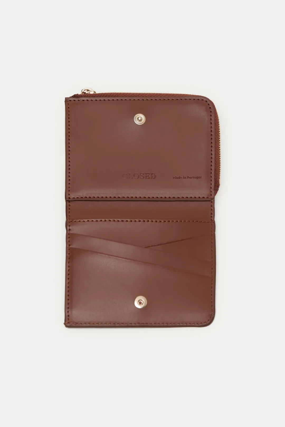 Closed Leather wallet medium Tartufo Hot