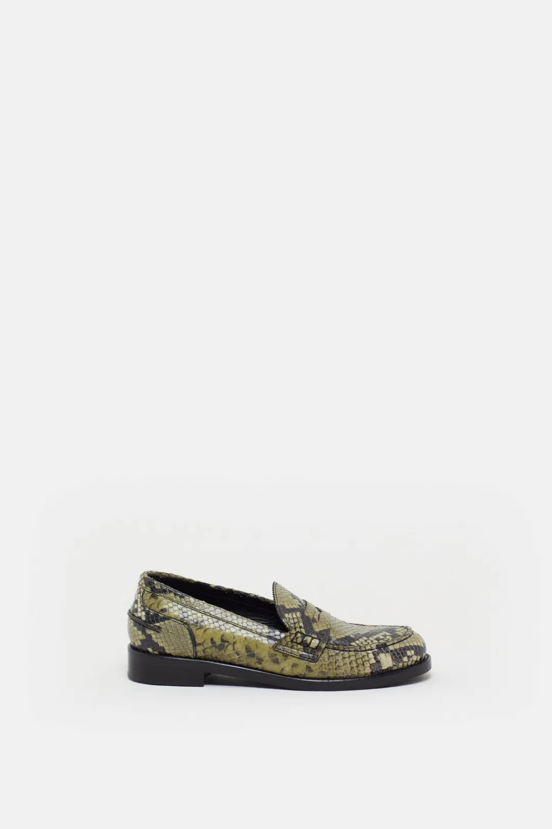 Closed Loafers industrial green Discount
