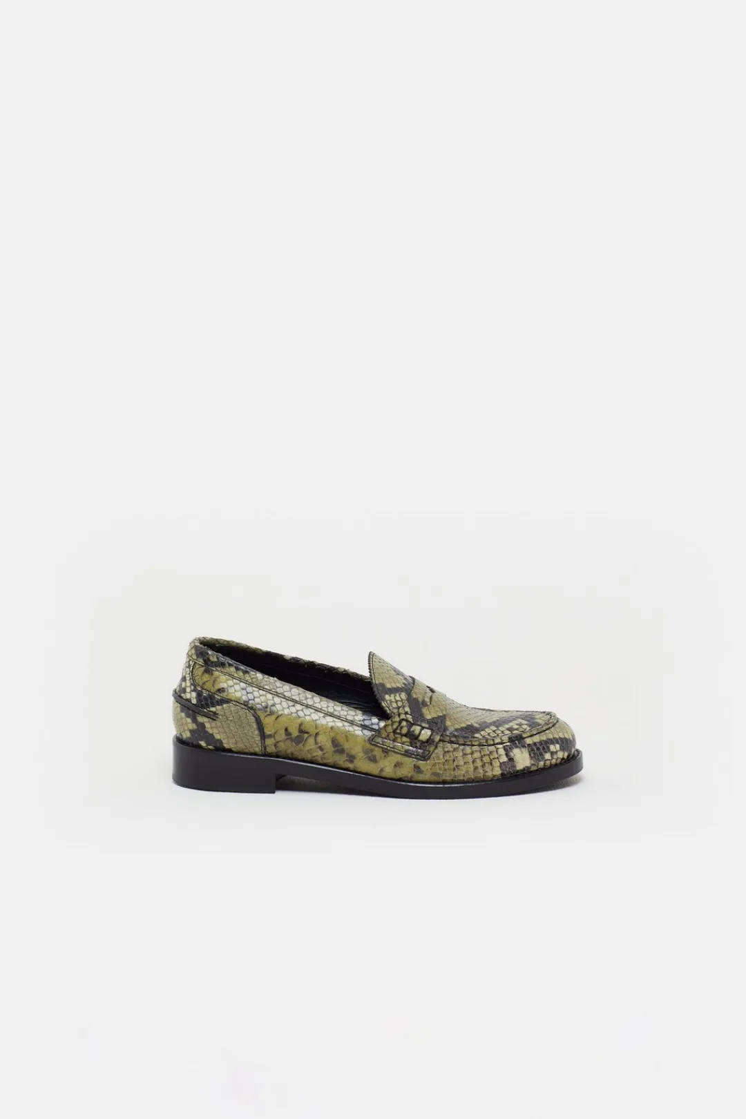 Closed Loafers industrial green Discount
