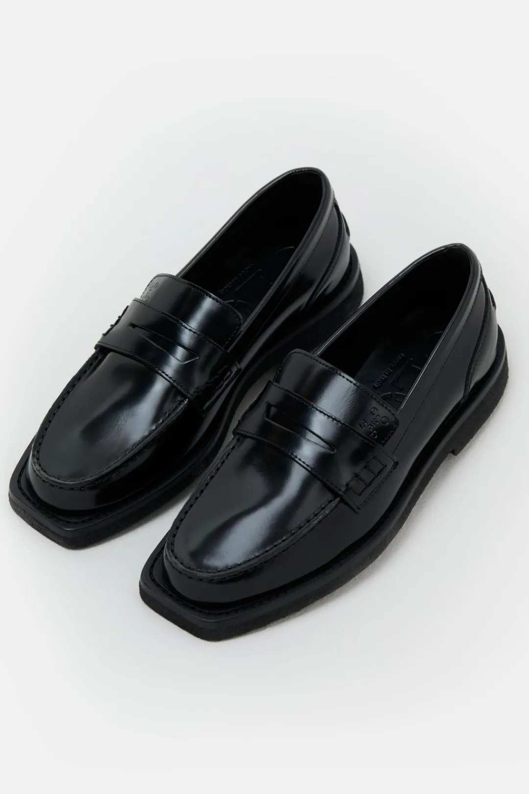 Closed Loafers Black New
