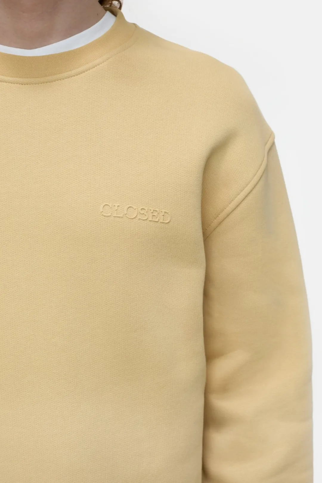 Closed Logo Crew Neck Peanutbutter Clearance