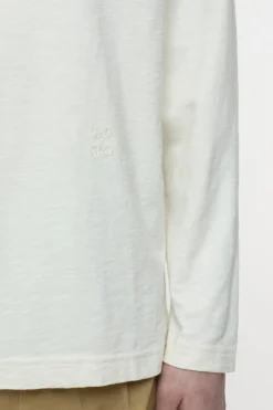 Closed Longsleeve Ivory New
