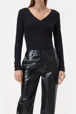 Closed Long-sleeved shirt with V-neck Black Best