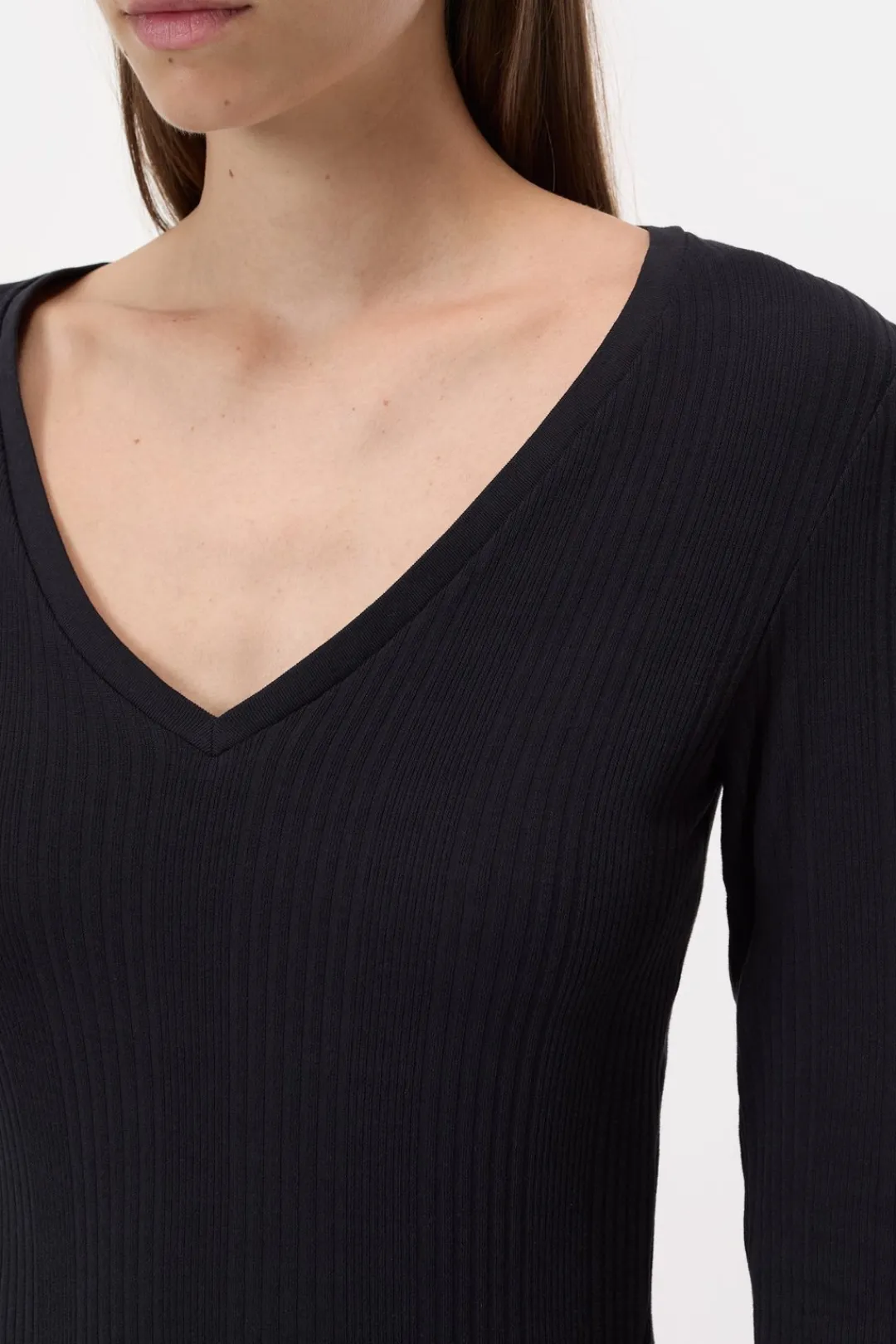 Closed Long-sleeved shirt with V-neck Black Best