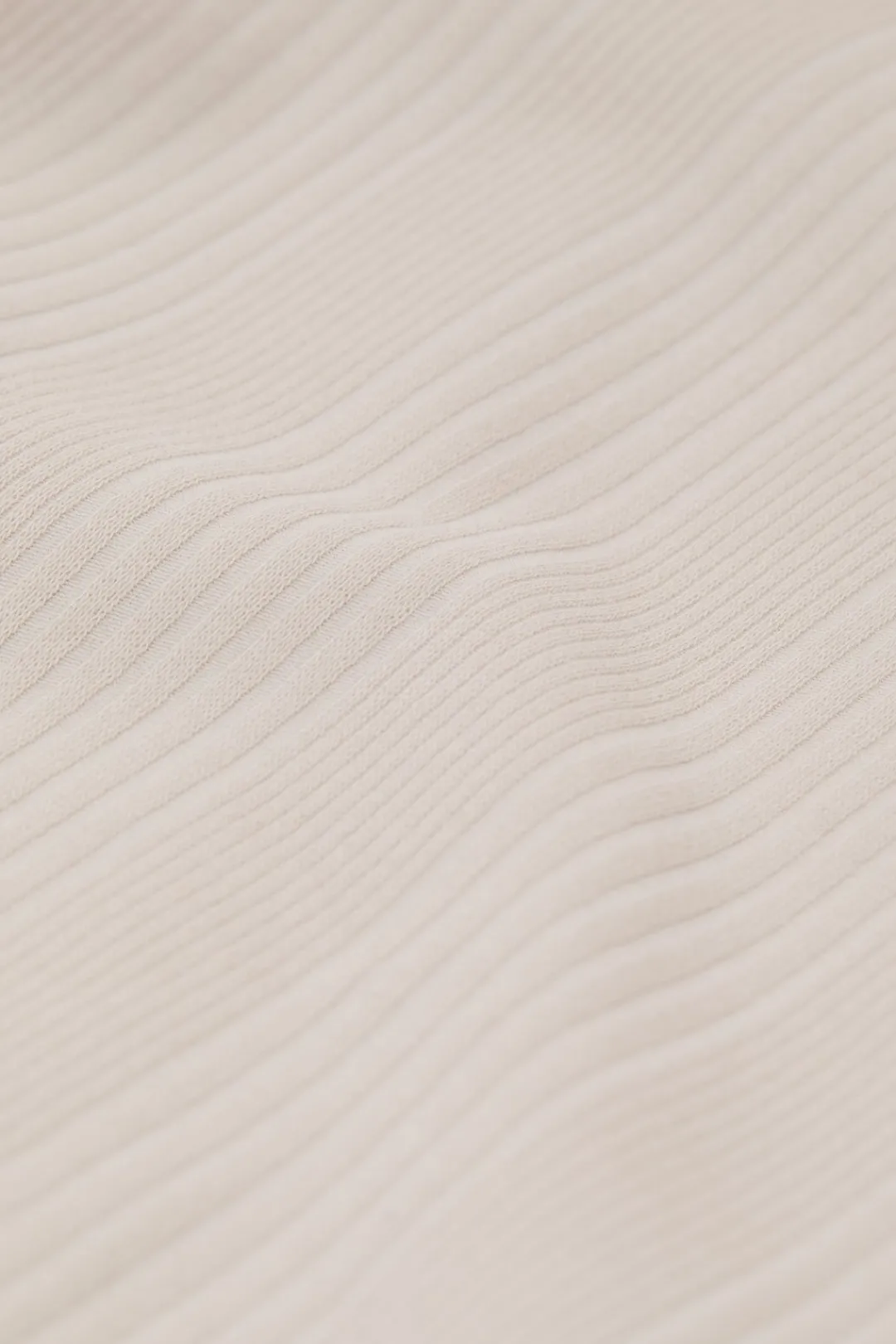 Closed Long-sleeved shirt with V-neck Pearl beige Clearance