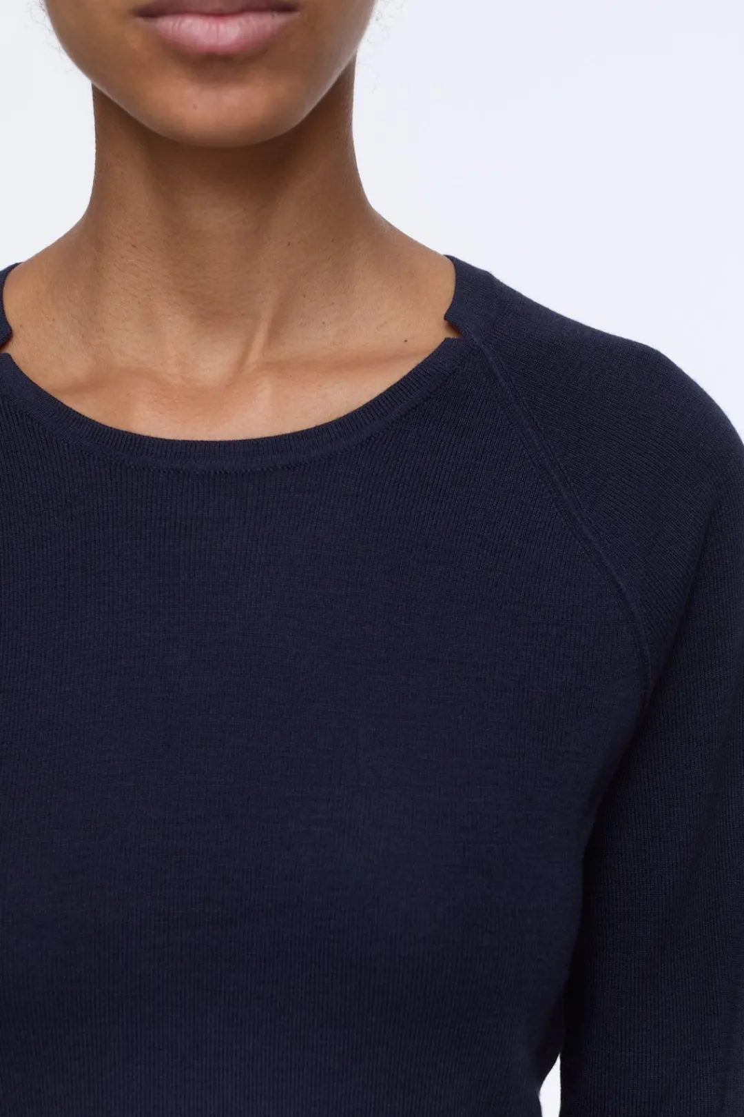 Closed Organic wool jumper Dark night Clearance