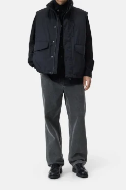 Closed Padded nylon vest Black Sale