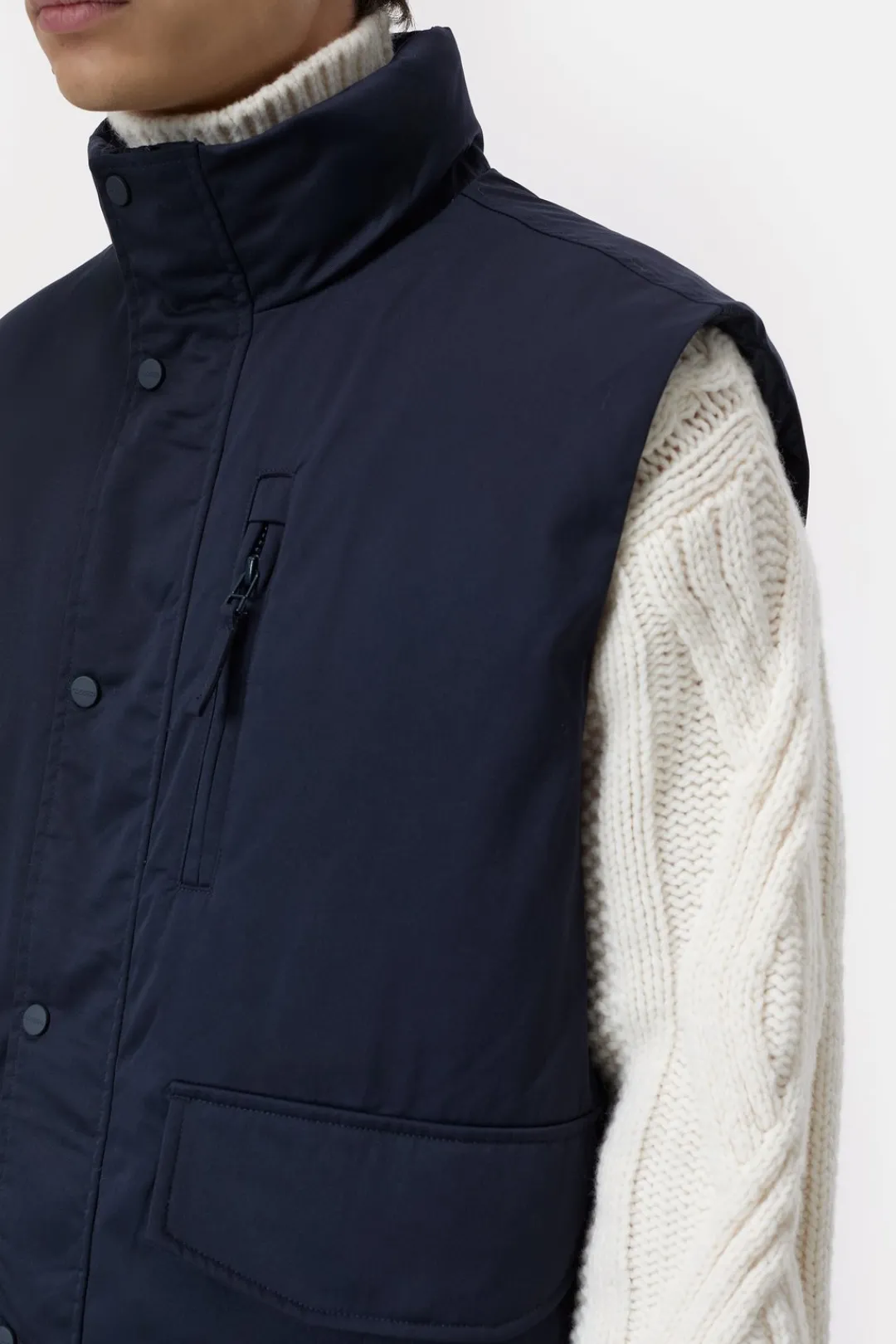 Closed Padded nylon vest Dark night Outlet