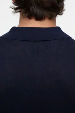 Closed Polo jumper made from organic wool Dark night Hot