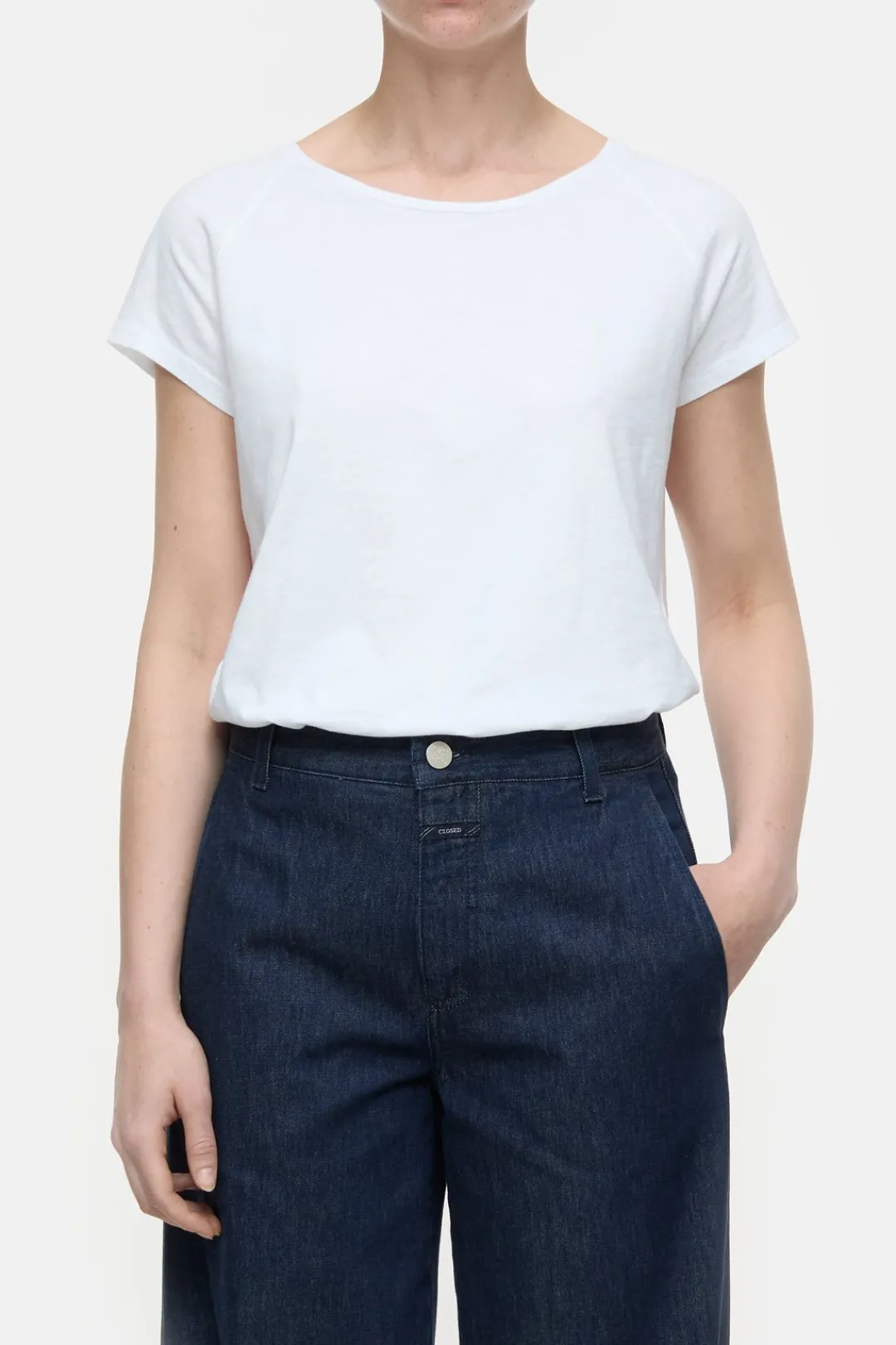 Closed Raglan shortsleeve shirt White Hot