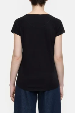 Closed Raglan shortsleeve shirt Black Hot