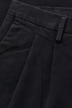 Closed Regular Pants - Style Name Bergen Tapered Black Discount