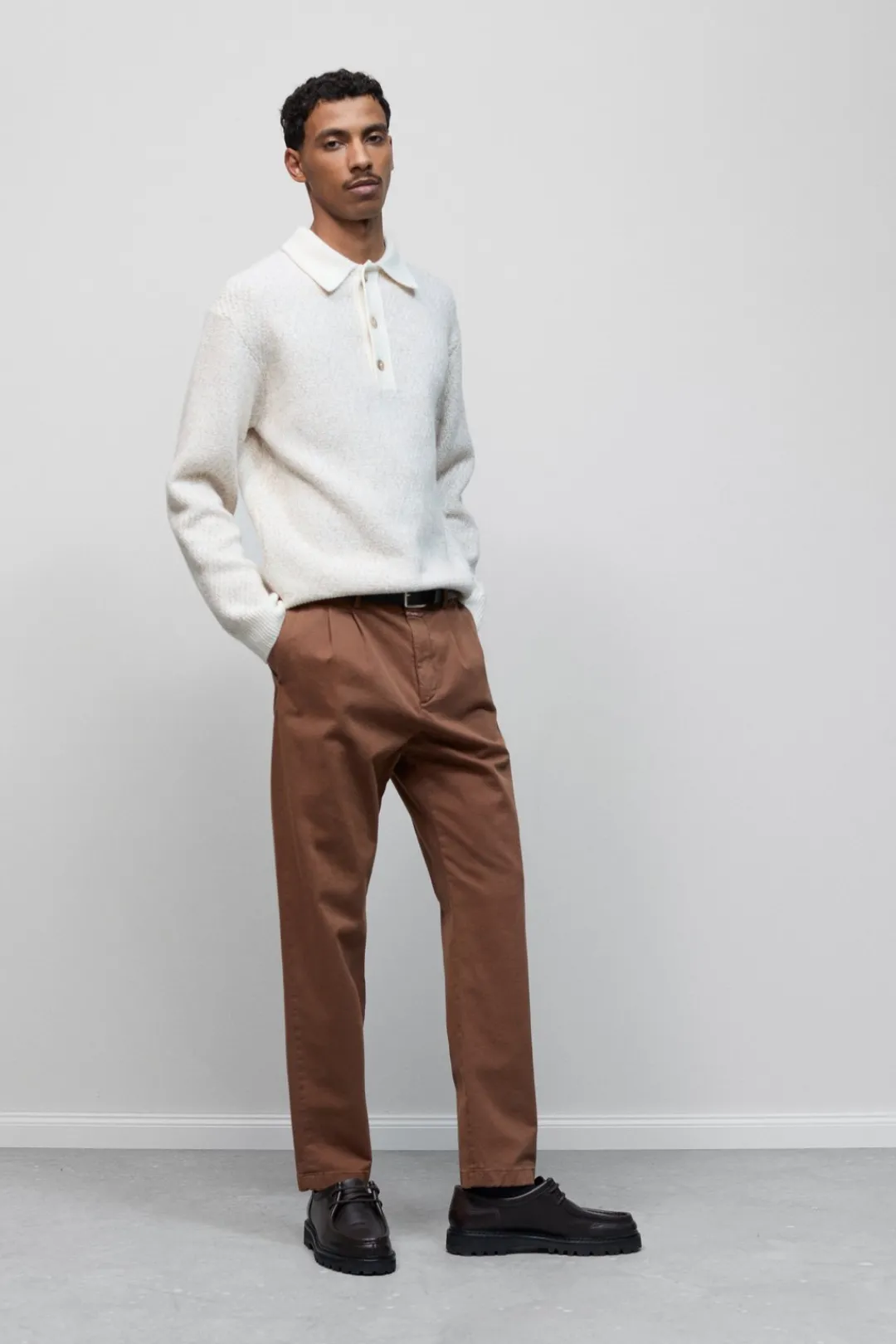 Closed Regular Pants - Style Name Bergen Tapered Chestnut New