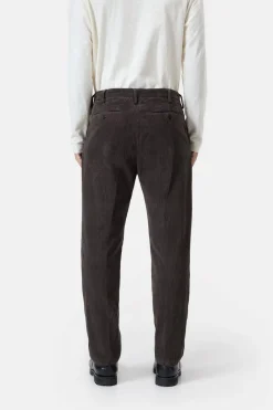 Closed Regular Pants - Style Name Bergen Tapered Ebony Hot