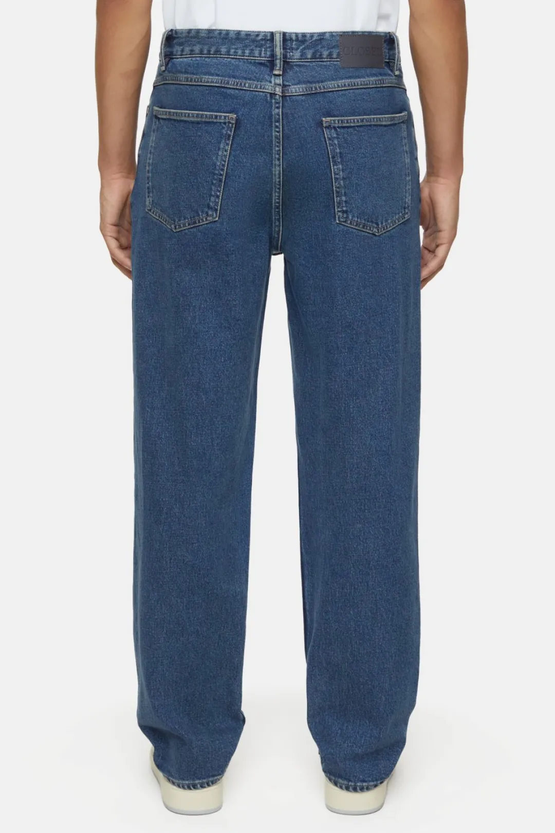 Closed Relaxed Jeans - Style Name Springdale Relaxed Mid blue New