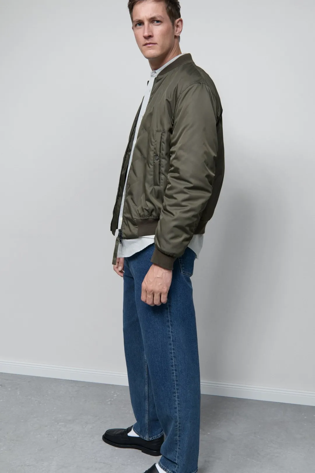Closed Relaxed Jeans - Style Name Springdale Relaxed Mid blue New