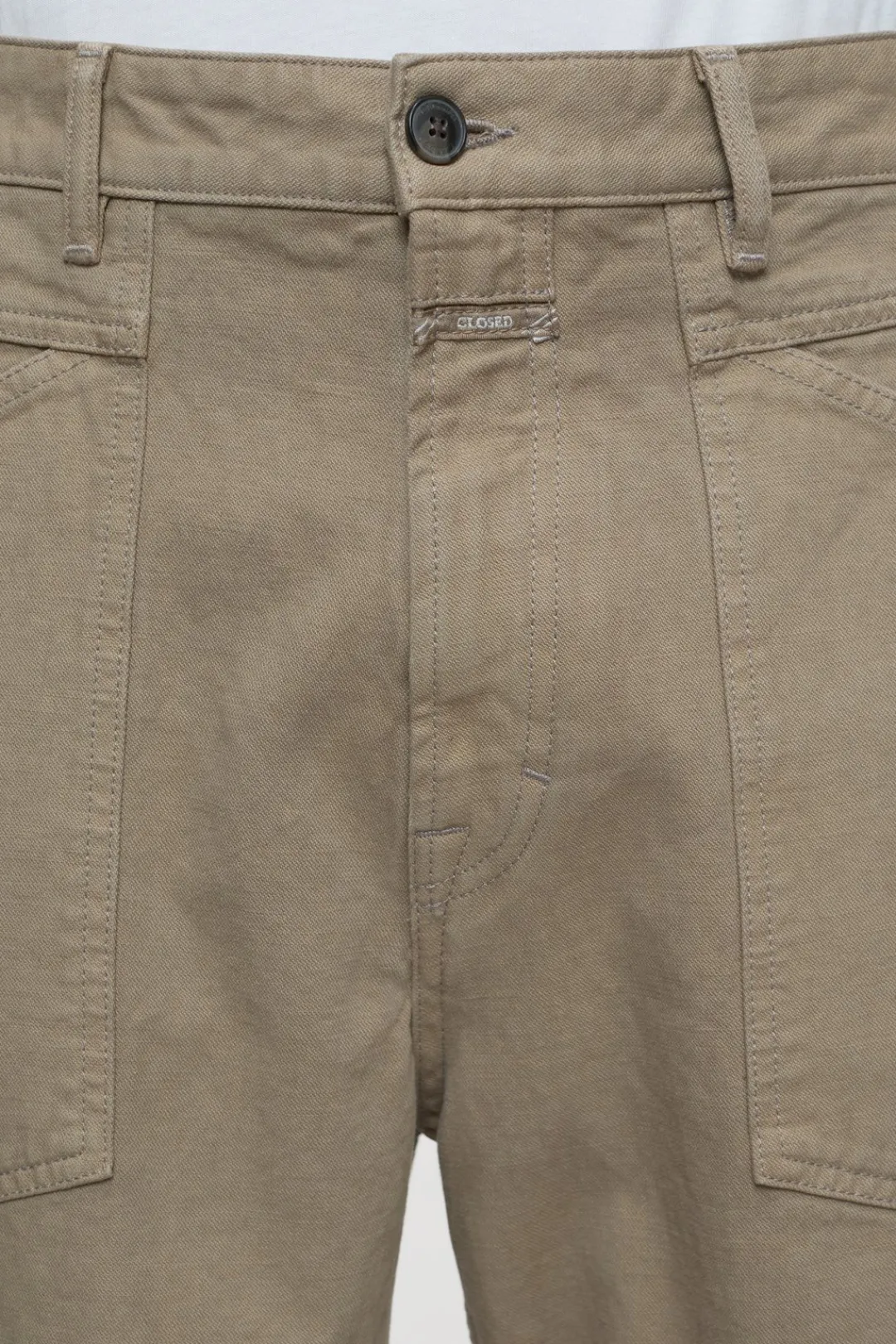 Closed Relaxed Jeans - Style Name Fatique-X Cashew cream Clearance