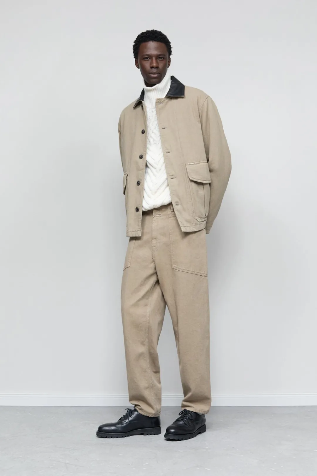 Closed Relaxed Jeans - Style Name Fatique-X Cashew cream Clearance