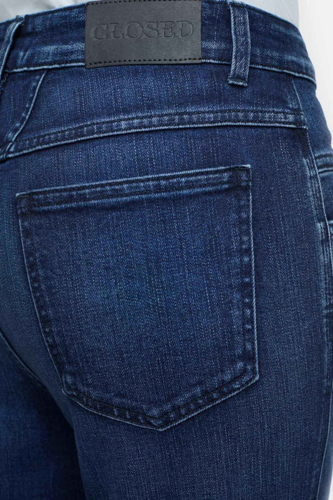 Closed Relaxed Jeans - Style Name Pedal Pusher Dark blue Online