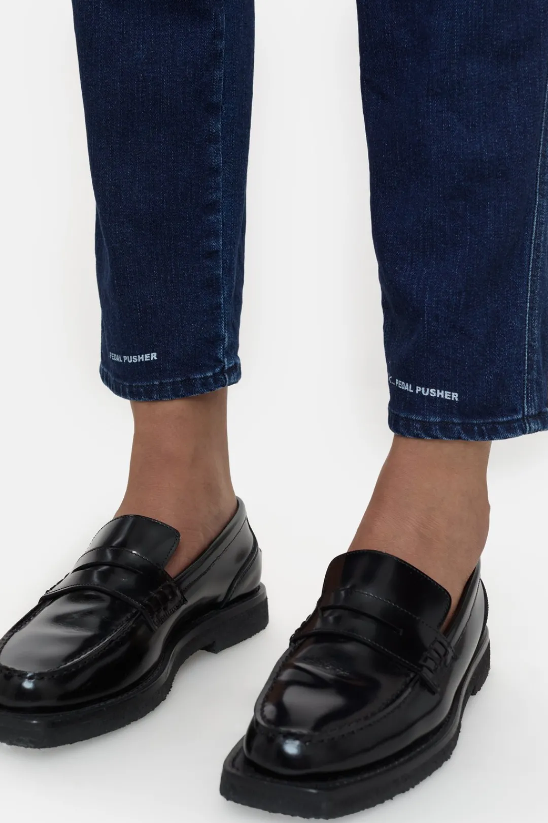 Closed Relaxed Jeans - Style Name Pedal Pusher Dark blue Online