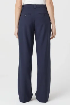 Closed Relaxed Pants - Style Name Brooks dark night Hot