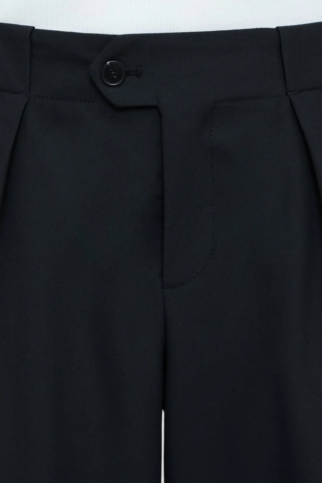 Closed Relaxed Pants - Style Name Mawson Black Best