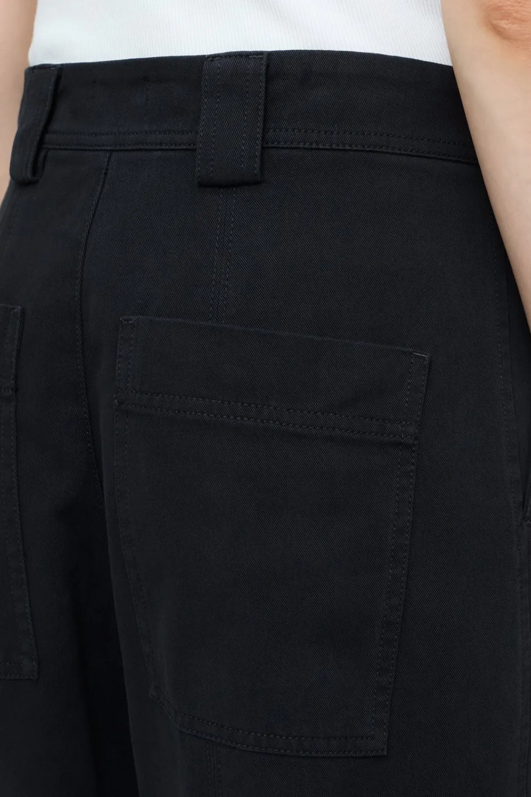 Closed Relaxed Pants - Style Name Rhannon Black New