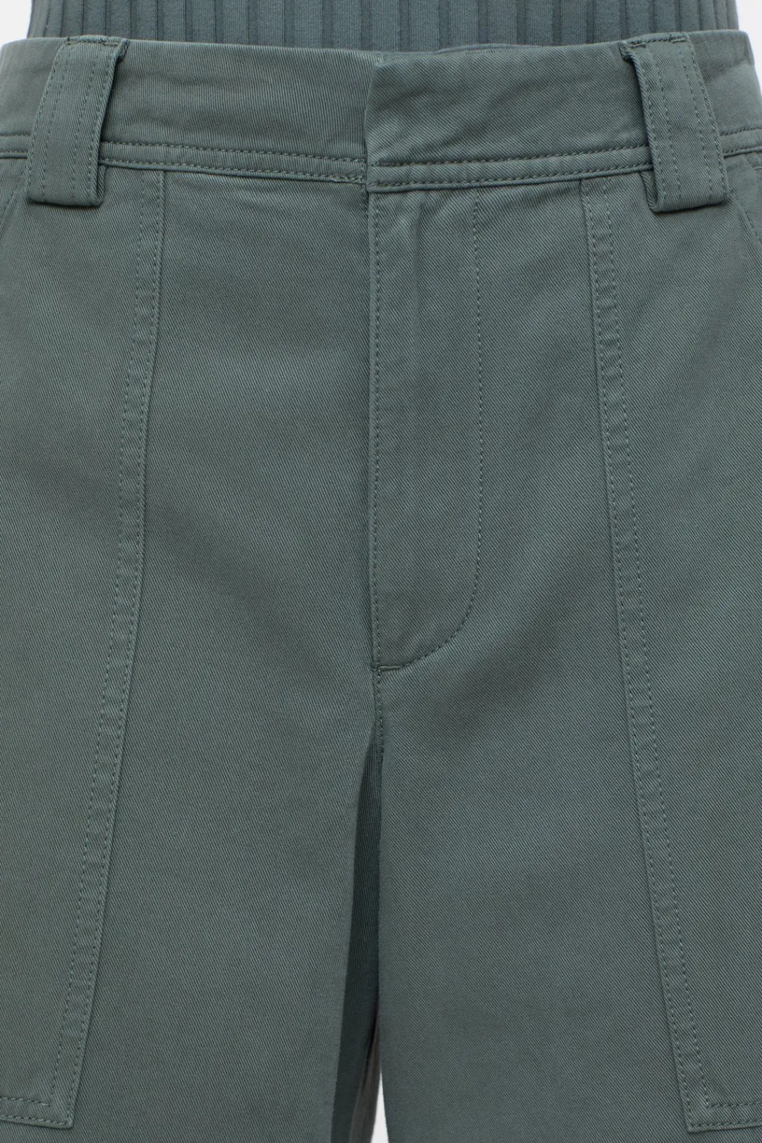 Closed Relaxed Pants - Style Name Rhannon Pini green
