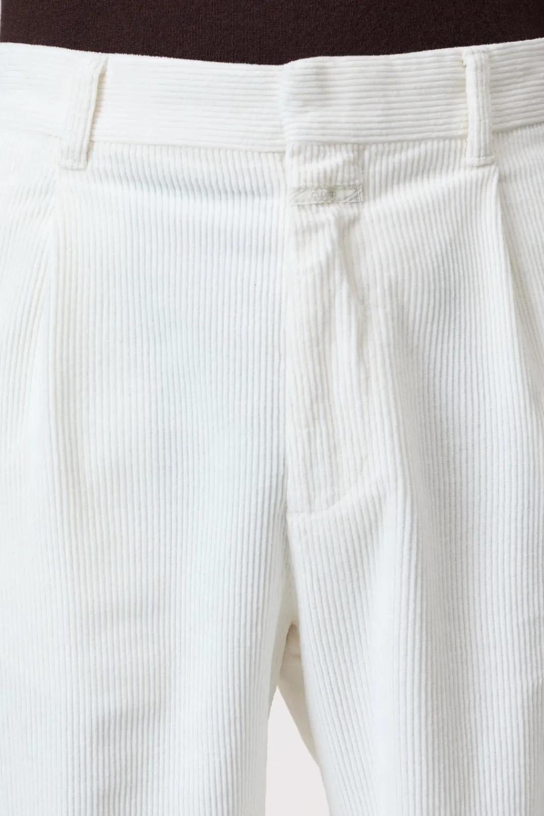 Closed Relaxed Pants - Style Name Blomberg Wide Ivory Hot