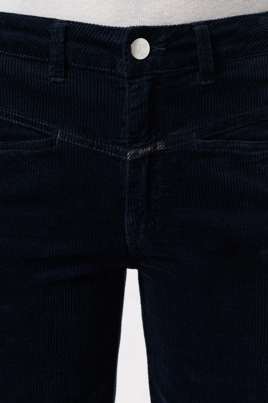 Closed Relaxed Pants - Style Name Pedal Pusher Dark night New